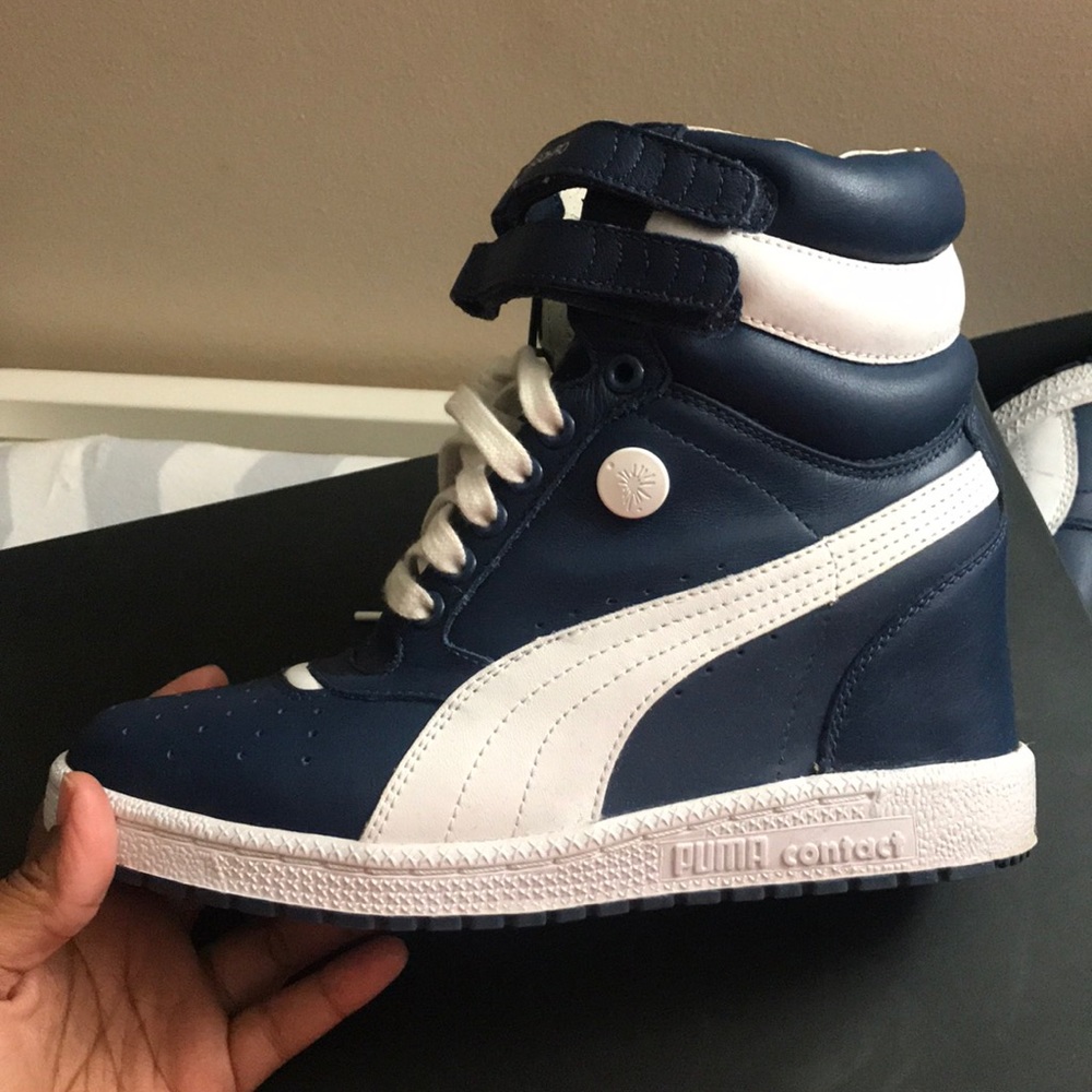 Women’s Puma heel sneaker